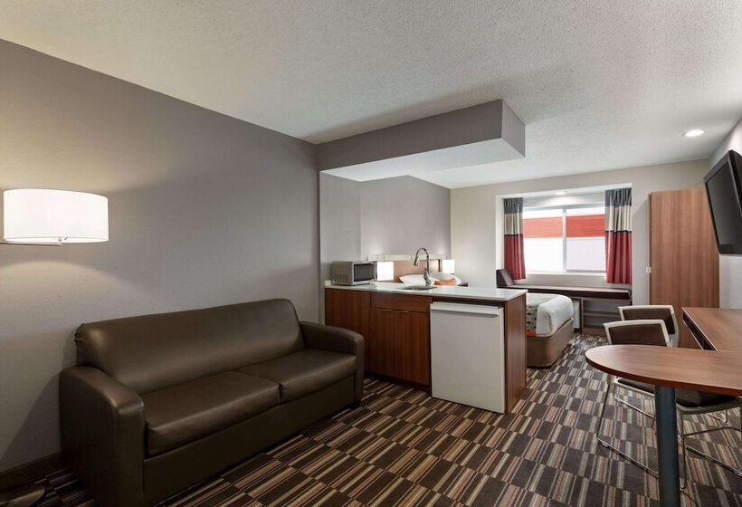 Люкс, Microtel Inn & Suites By Wyndham