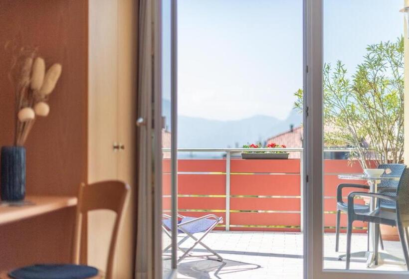 Номер Стандарт с Балконом, B&b Garni Erika
