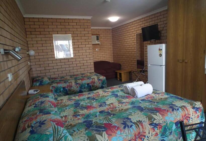 스탠다드 트리플 룸, Bega Southtown Motor Inn