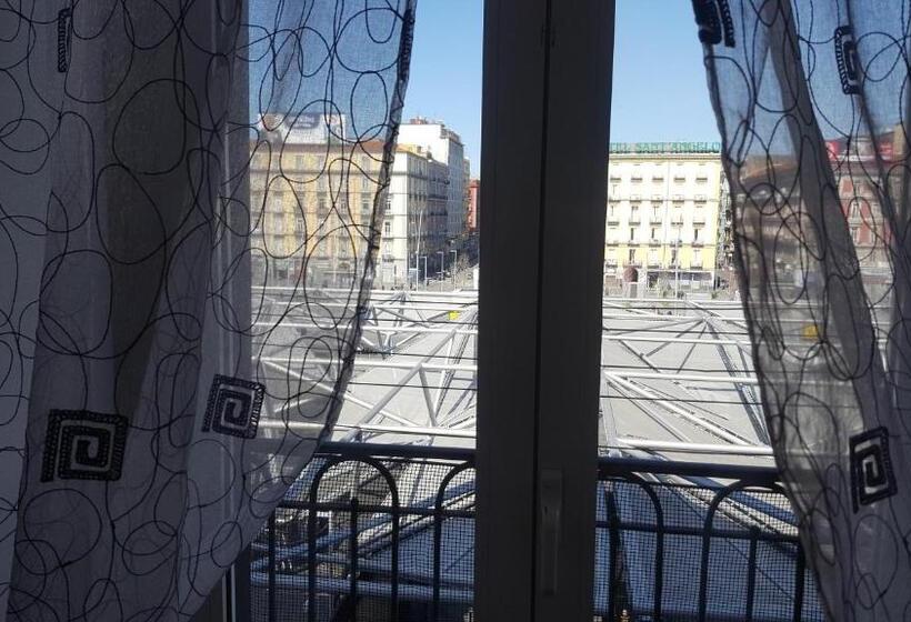 اتاق استاندارد, Ale Naples Holiday