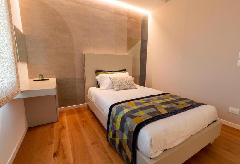 Номер Стандарт Индивидуальный, Relais Althea Azienda Agrituristica