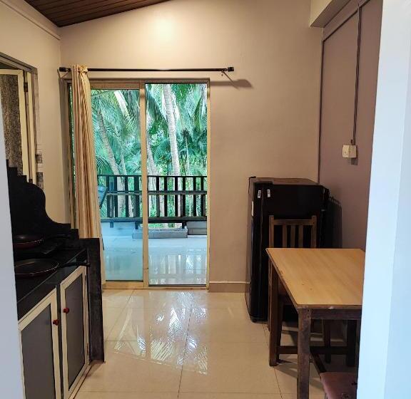 ファミリーステューディオ, Shivam Bnb Mandrem Resort