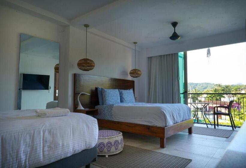 Standard Værelse til 4 pers. med Balkon, Puerto Sayulita