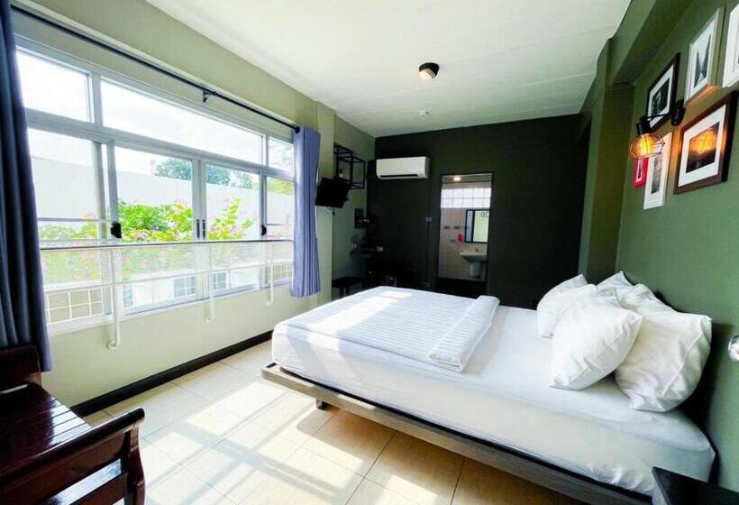 اتاق استاندارد, Bbhouse Rambuttri 2