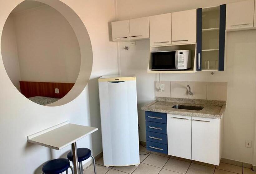 اتاق استاندارد سه نفره, Flat Alameda