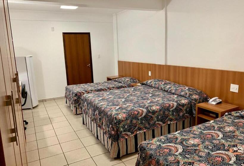 اتاق استاندارد چهار تخته, Flat Alameda