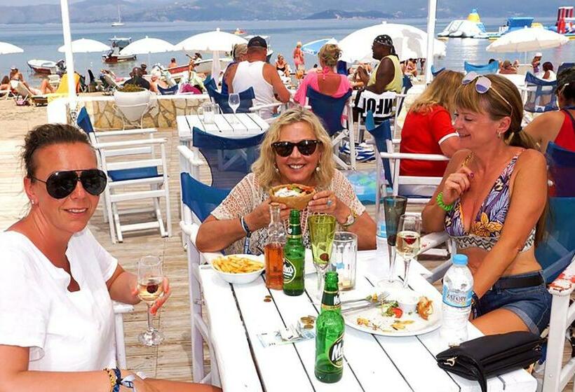 اتاق استاندارد با بالکن, Erosea Beach Resort