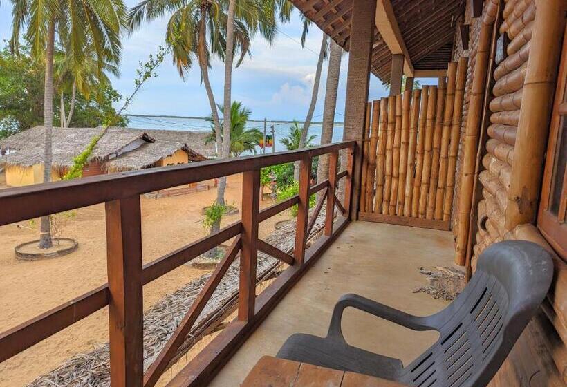 اتاق لوکس با چشم‌انداز دریا, Surfpoint Sri Lanka Kite Village