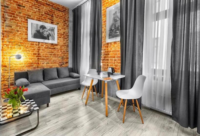 استودیوی استاندارد, Cinema Rooms   Piotrkowska