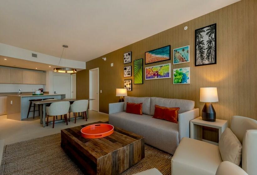 סוויטה משפחתית, Lyfe Beach Resort