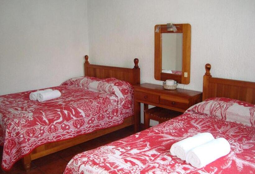 اتاق استاندارد چهار تخته, Posada Ali Tepoztlan By Rotamundos