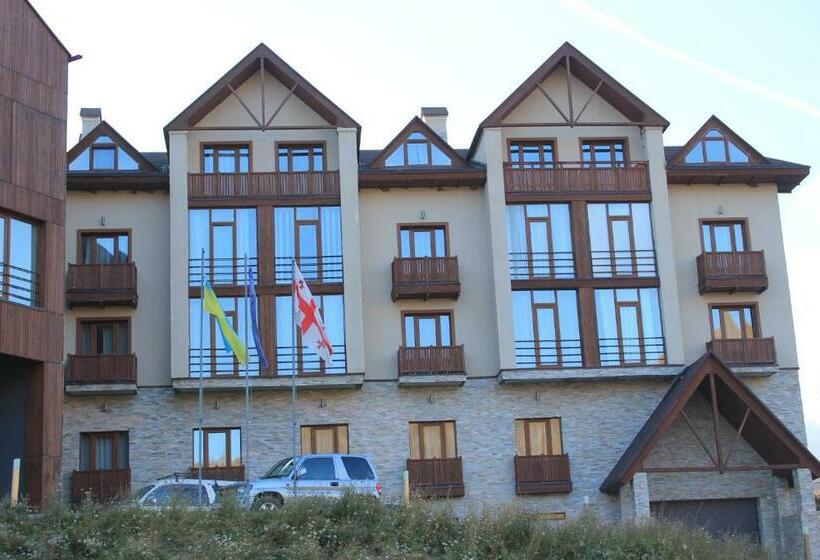 آپارتمان 1 خوابه با بالکن, Apartments In New Gudauri