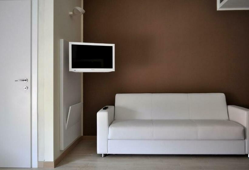 استودیوی استاندارد, Bb Hotels Aparthotel Bicocca
