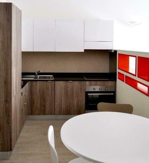 استودیوی استاندارد, Bb Hotels Aparthotel Bicocca