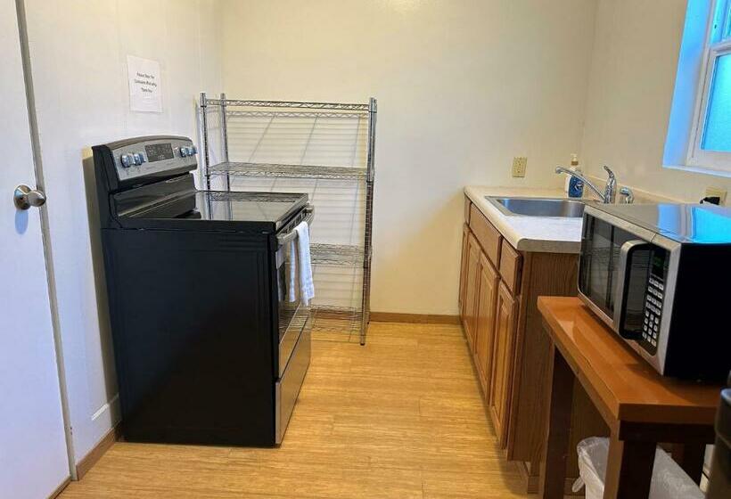 اتاق استاندارد, Angeles Motel
