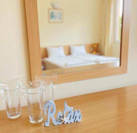 스탠다드 스튜디오, Family Hotel Morska Zvezda