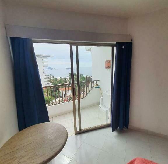 スタンダード４人部屋, Enna Inn Ixtapa Habitación Vista Al Mar