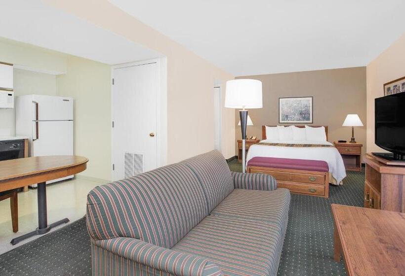스탠다드 스튜디오, Hawthorn Extended Stay By Wyndham Green Bay