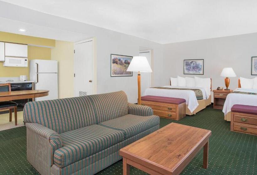 펜트하우스 스위트, Hawthorn Extended Stay By Wyndham Green Bay