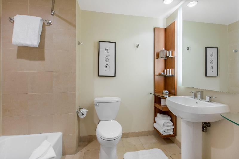 Premium Room, Omni San Diego
