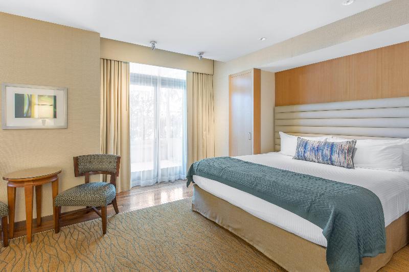 Suite Pat King, Omni San Diego