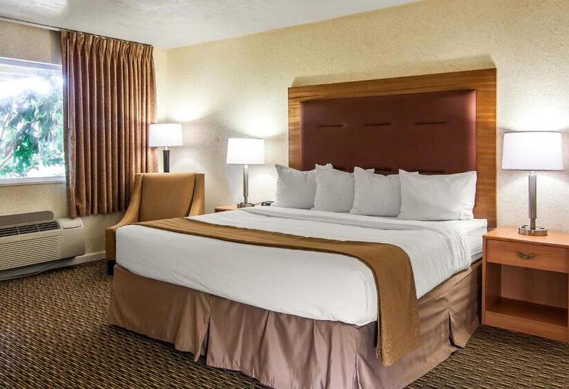 Стандартный Номер Кровать Кинг, Quality Inn & Suites At Coos Bay