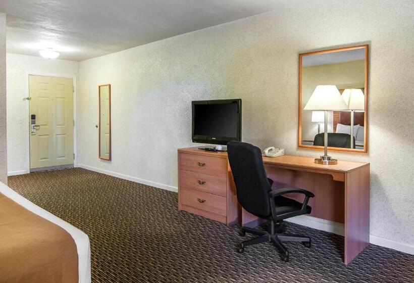 غرفة قياسية, Quality Inn & Suites At Coos Bay