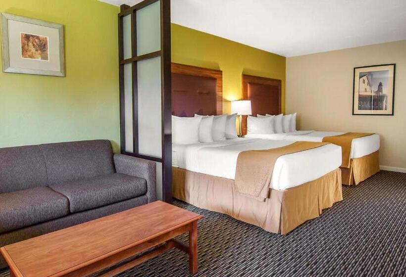 Люкс, Quality Inn & Suites At Coos Bay