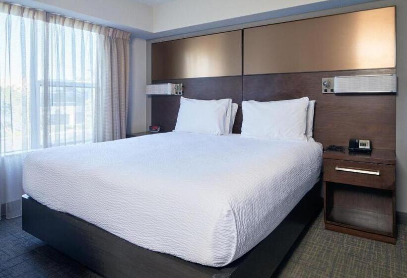 带大床的标准工作室, Residence Inn San Diego Carlsbad