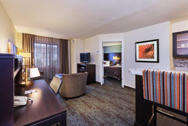 سوییت, Staybridge Suites Tulsa Woodland Hills, An Ihg