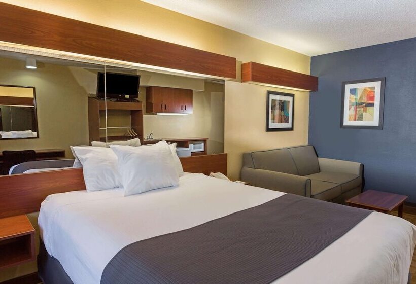 Номер Deluxe, Microtel Inn & Suites By Wyndham Hillsborough