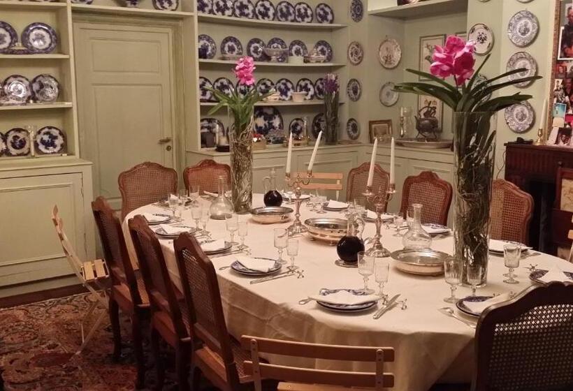 Номер Стандарт, Château Manoir De La Lèche