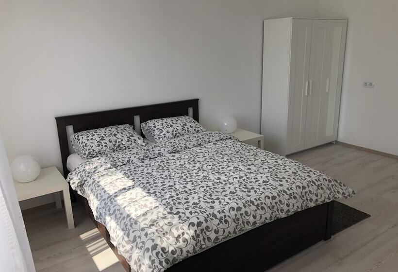 패밀리 룸, Guest House Agrodom
