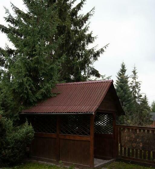 خانه 4 خوابه, Toga Cottage