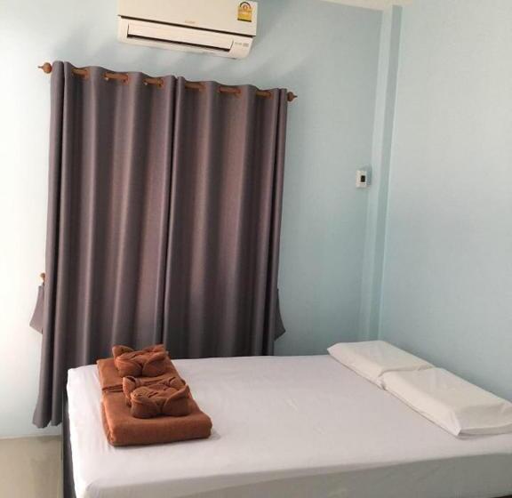 Quarto Triplo Basic, Khaosok Secret Hostel