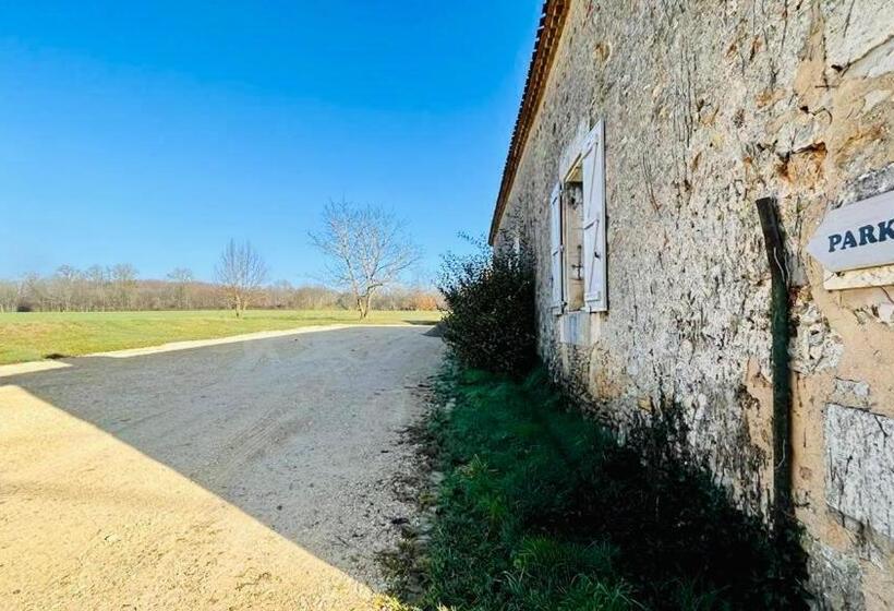 Номер Стандарт Вид на Сад, Tendance Campagne Chambre D Hôtes