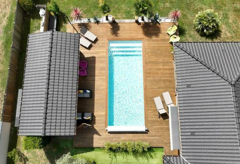 Номер Стандарт, Chambres D Hôtes Les Iris