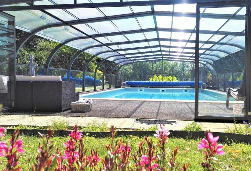 Номер Стандарт, Domaine Du Plessis Grimaud