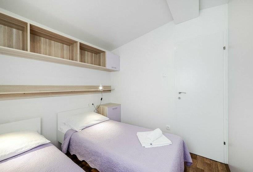 Дом 2 Спальни, Olive Garden Camp Resort