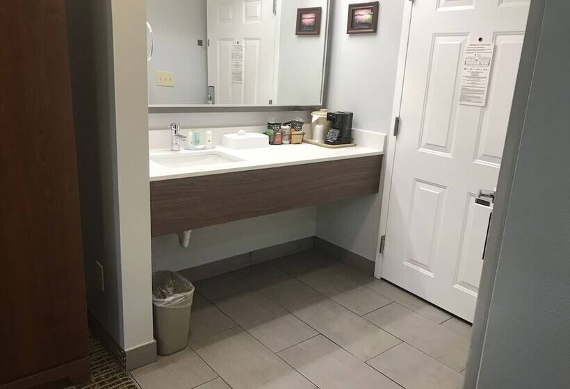 Номер Стандарт 2 Двуспальные Кровати, Quality Inn