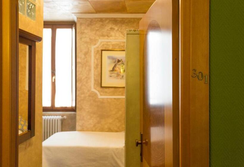 חדר סטנדרט יחיד, Residenza In Farnese