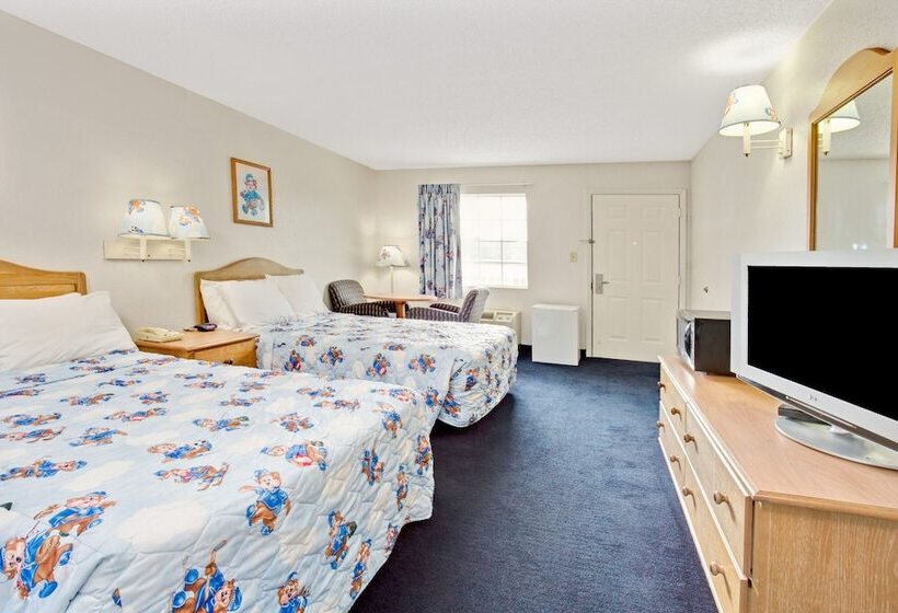 חדר סטנדרט שתי מיטות זוגיות, Travelodge Suites By Wyndham Macclenny I 10