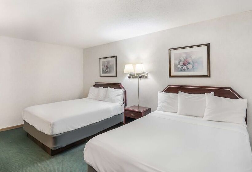 带2个双人床的标准工作室, Americas Best Value Inn Wenona