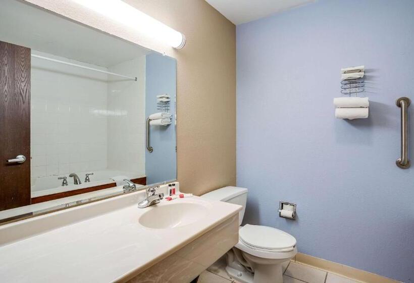 스위트 킹사이즈 침대, Quality Inn Calvert City  Paducah East