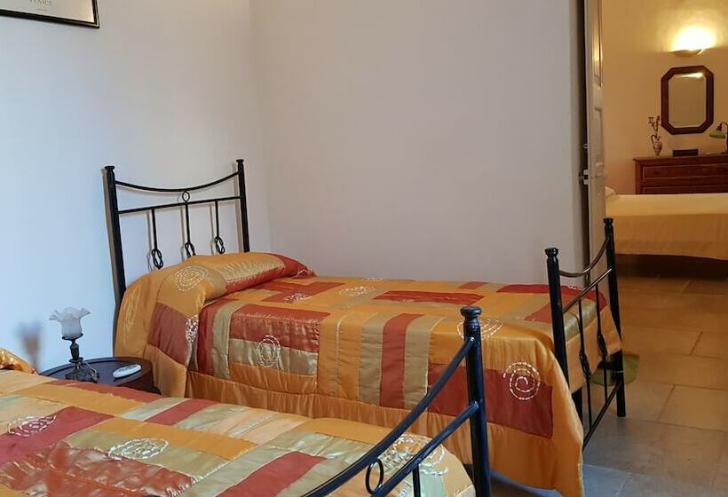 经典四人房间, B&b Le Due Corti
