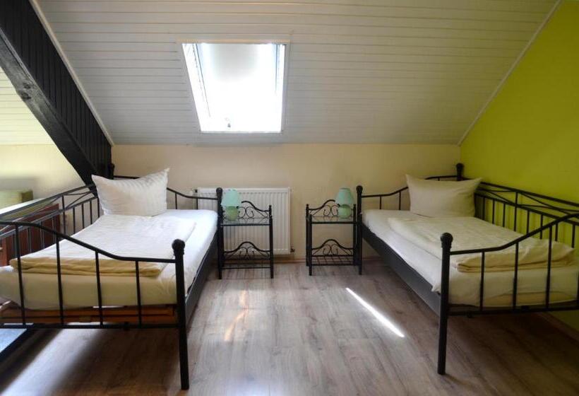 Апартаменты 1 Спальня Вид на Сад, Gästehaus Zimmer Frei