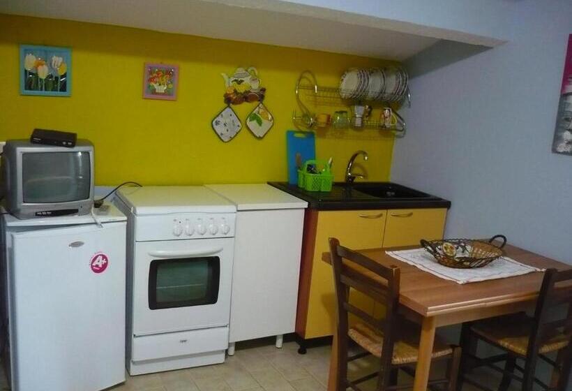 Студио Стандарт Вид на Сад, Agriturismo Bio La Casa Degli Gnomi