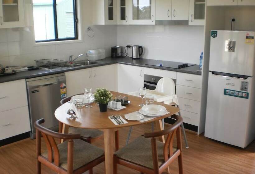 Дом 2 Спальни, Riverdowns Cottage