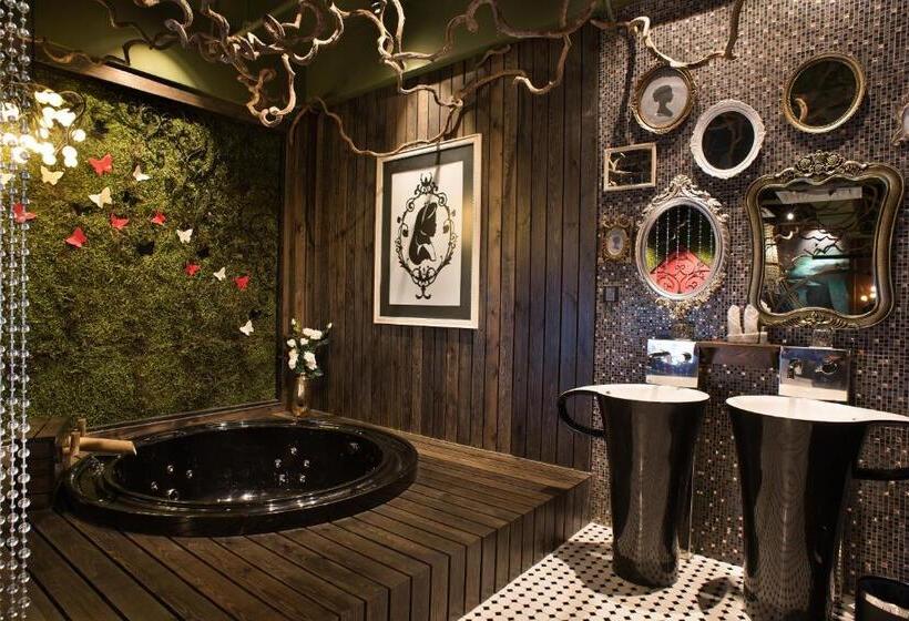 سوییت, Vangohh Eminent Hotel & Spa