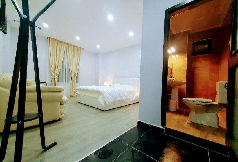 패밀리 룸 가든 전망, Citycenterhotel Shkoder